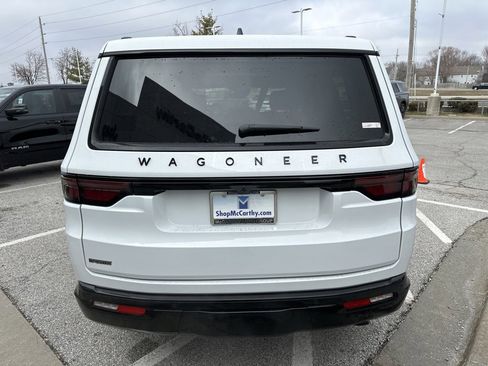 New 2024 Jeep Wagoneer Series II w/ Convenience Group I image 10