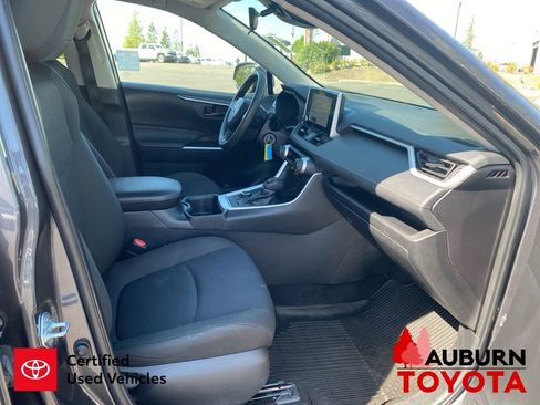 Certified 2024 Toyota RAV4 LE AWD/4WD image 15