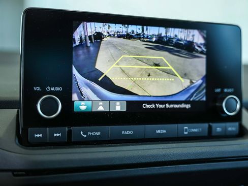 Used 2025 Honda Accord LX image 29