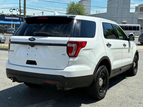 Used 2017 Ford Explorer 4WD Police Interceptor image 5