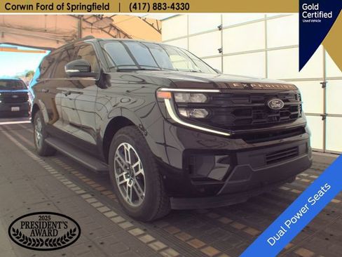 Used 2025 Ford Expedition Max Active AWD/4WD image 9