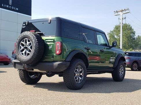 New 2025 Ford Bronco Badlands image 9
