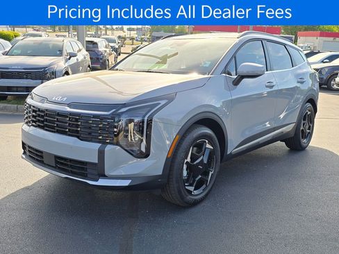 New 2026 Kia Sportage EX FWD image 7