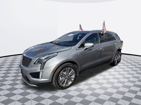 Certified 2025 Cadillac XT5 Premium Luxury image 11