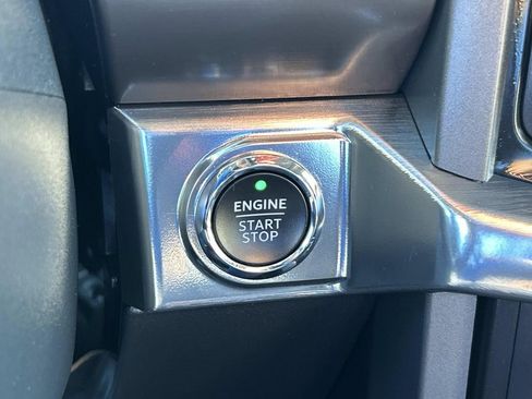 Used 2021 Ford F150 Lariat w/ Equipment Group 502A High image 41