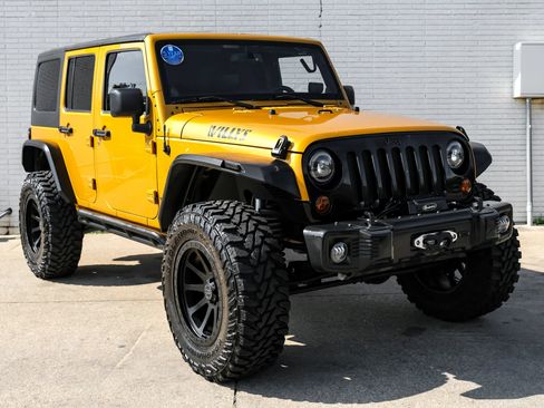 Used 2014 Jeep Wrangler Unlimited Sport w/ Power Convenience Group AWD/4WD image 5