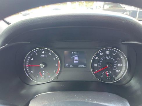 Used 2021 Kia Forte LXS FWD image 27