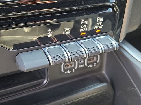 Used 2023 RAM 1500 Big Horn image 23