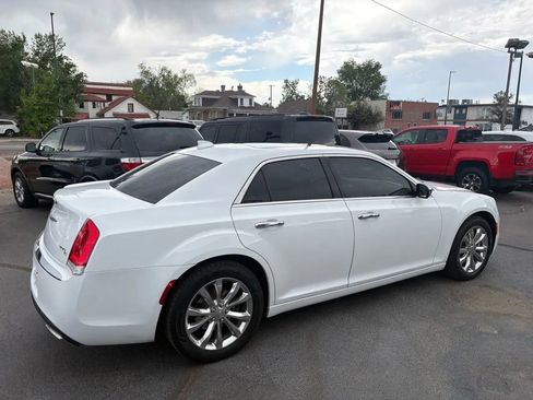 Used 2016 Chrysler 300 C AWD/4WD image 6