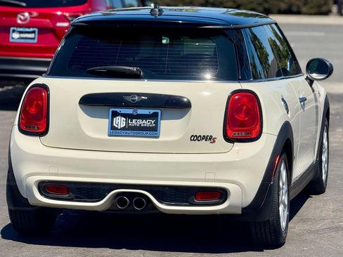 Used 2015 MINI Cooper S image 3