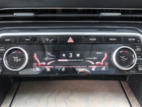 Used 2023 Genesis GV80 3.5T w/ Prestige Package image 26