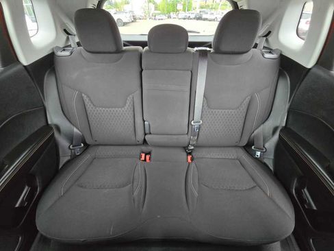 Used 2018 Jeep Compass Sport AWD/4WD image 18
