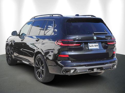New 2026 BMW X7 xDrive40i w/ M Sport Package image 4