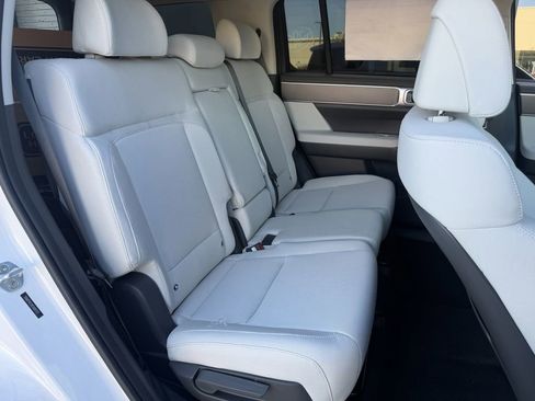 New 2026 Hyundai Santa Fe SE image 26