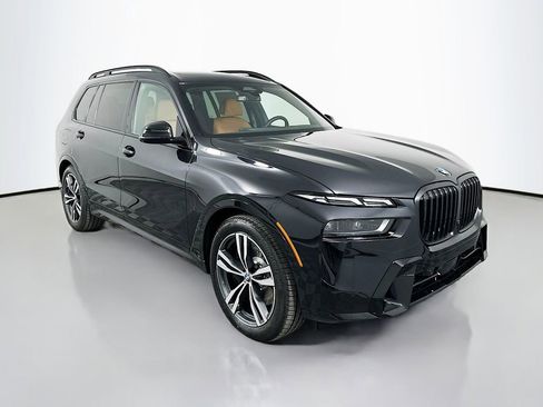 New 2026 BMW X7 xDrive40i w/ M Sport Package image 3