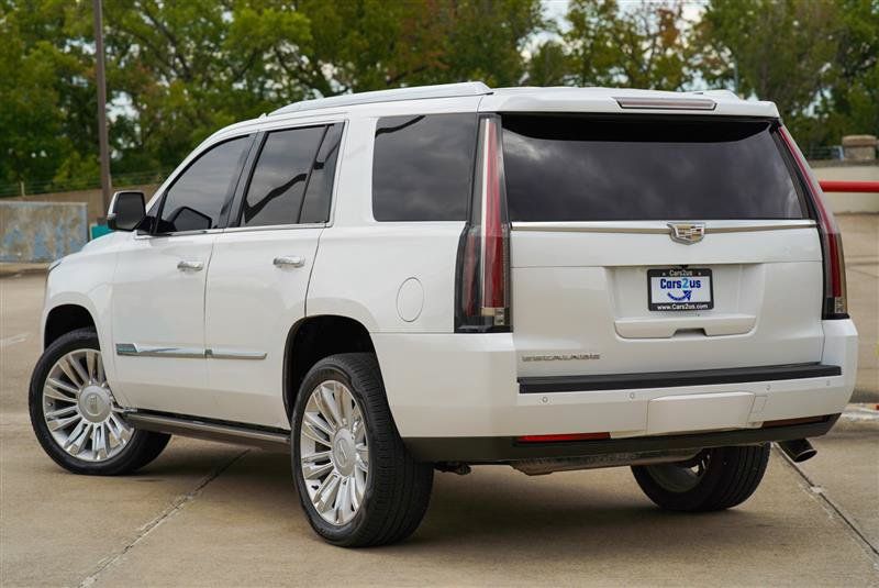 Used 2016 Cadillac Escalade Platinum AWD/4WD image 4