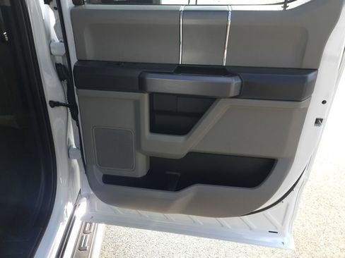 Used 2022 Ford F250 XLT w/ XLT Premium Package image 23