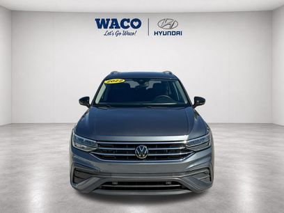 Used 2022 Volkswagen Tiguan SE w/ Panoramic Sunroof Package