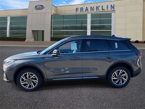 New 2026 Lincoln Corsair Premiere image 4