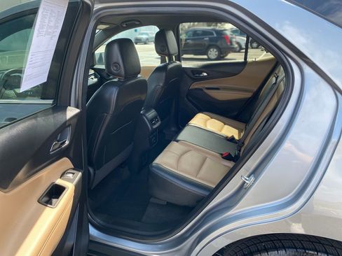 Used 2023 Chevrolet Equinox Premier image 18