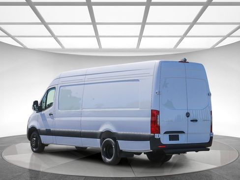 New 2026 Mercedes-Benz Sprinter 3500 image 2