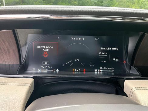 Used 2021 Lincoln Navigator L Reserve w/ Luxury Package AWD/4WD image 28