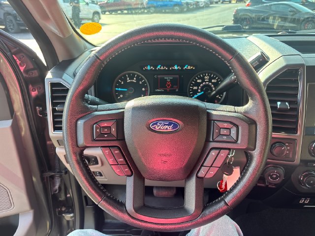 Used 2018 Ford F150 XLT w/ Equipment Group 302A Luxury AWD/4WD image 16