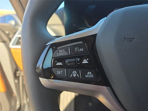 Used 2025 BMW i4 xDrive40i w/ Premium Package image 23