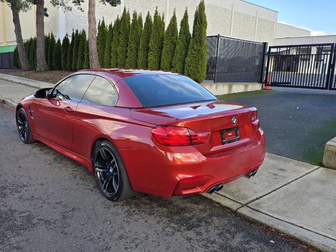 Used 2017 BMW M4 Base 2dr Convertible image 7