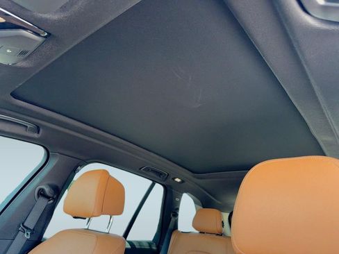 Used 2022 BMW X5 sDrive40i w/ Luxury Seating Package RWD image 25