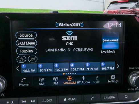 Used 2023 Nissan Sentra SR w/ SR Premium Package FWD image 14