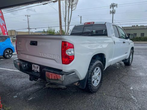 Used 2019 Toyota Tundra SR5 AWD/4WD image 5