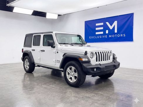 Used 2021 Jeep Wrangler Unlimited Sport AWD/4WD image 1