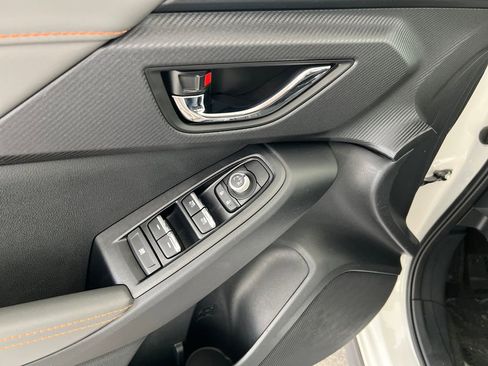 New 2026 Subaru Crosstrek 2.5i Limited w/ Crosstrek Mirror Package image 14