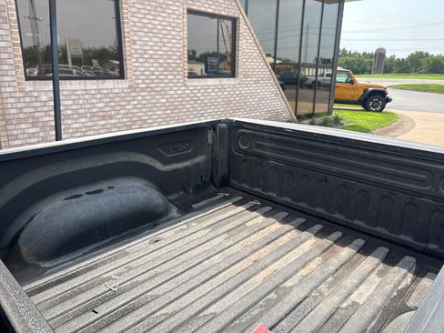 Used 2016 RAM 1500 Big Horn AWD/4WD image 12