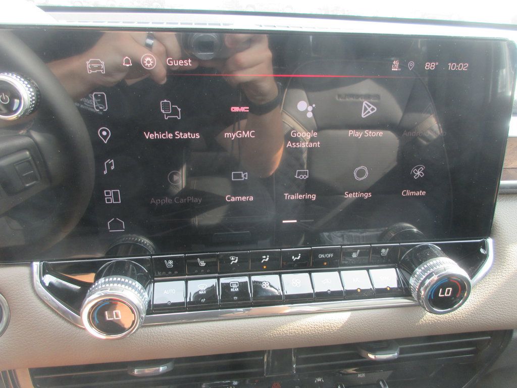 New 2026 GMC Canyon Denali AWD/4WD image 19