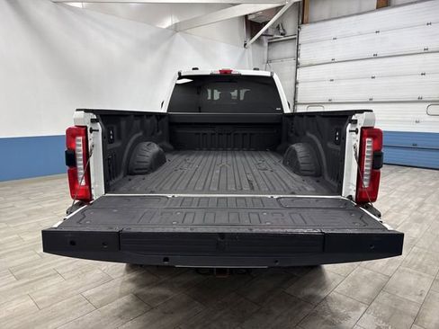 Used 2024 Ford F250 King Ranch image 16