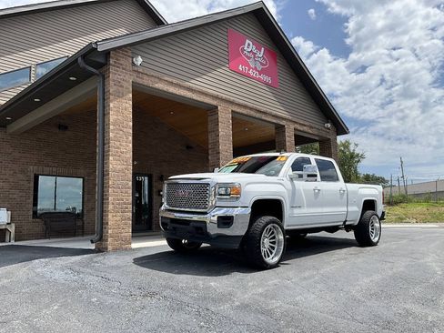 Used 2016 GMC Sierra 2500 SLE w/ SLE Convenience Package AWD/4WD image 24