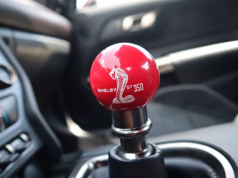 Used 2017 Ford Mustang Shelby GT350 w/ Electronics Package RWD image 25