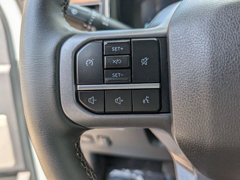 Used 2025 Ford F350 Lariat AWD/4WD image 24