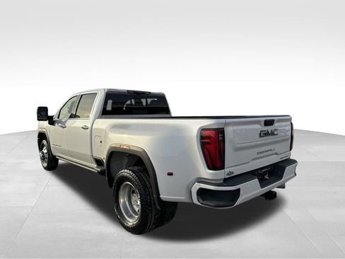Used 2024 GMC Sierra 3500 Denali Ultimate image 16