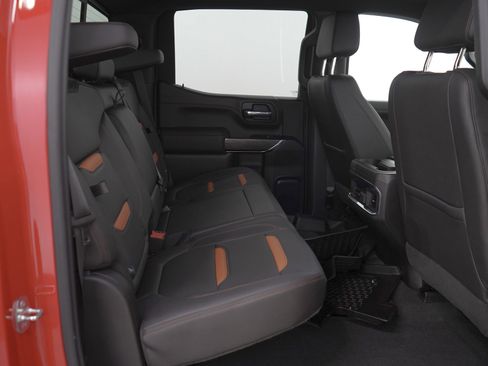 Used 2022 GMC Sierra 1500 AT4 image 16