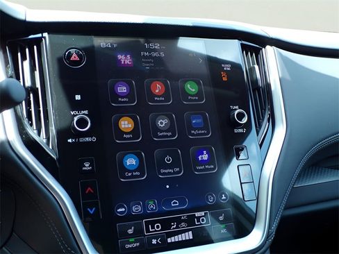 Used 2025 Subaru Outback Premium image 25