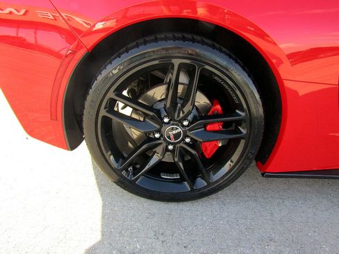 Used 2014 Chevrolet Corvette Stingray Coupe w/ 2LT Preferred Equipment Group image 23