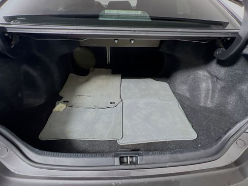 Used 2015 Toyota Camry LE image 34