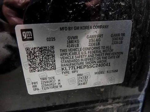 Used 2025 Chevrolet Trax LT w/ LT Convenience Package FWD image 27