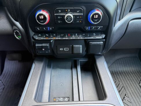 Used 2020 GMC Sierra 1500 AT4 w/ AT4 Premium Package AWD/4WD image 26