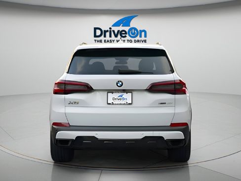 Used 2022 BMW X5 xDrive40i AWD/4WD image 7