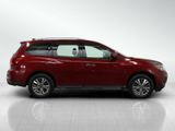 Used 2020 Nissan Pathfinder SV image 6