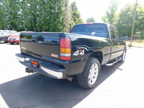 Used 2007 GMC Sierra 1500 SLE AWD/4WD image 2